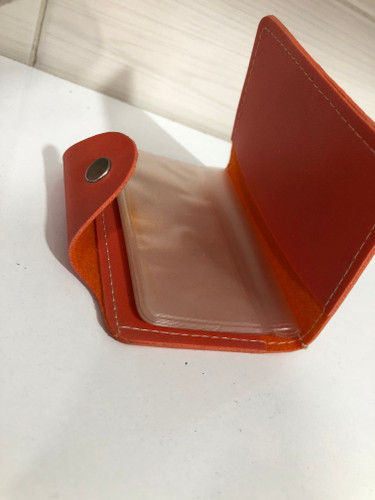 جا کارتی دکمه ای چرم