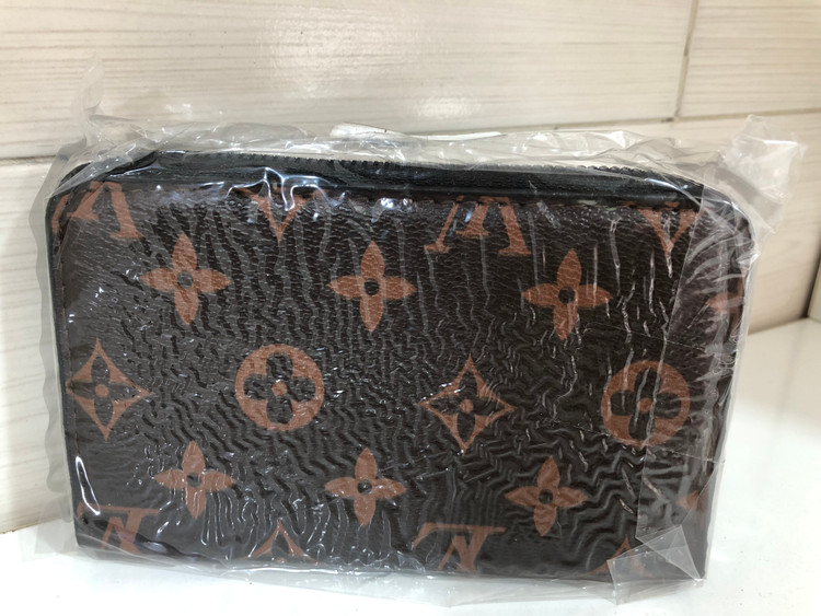 کیف پول زنانه چرم