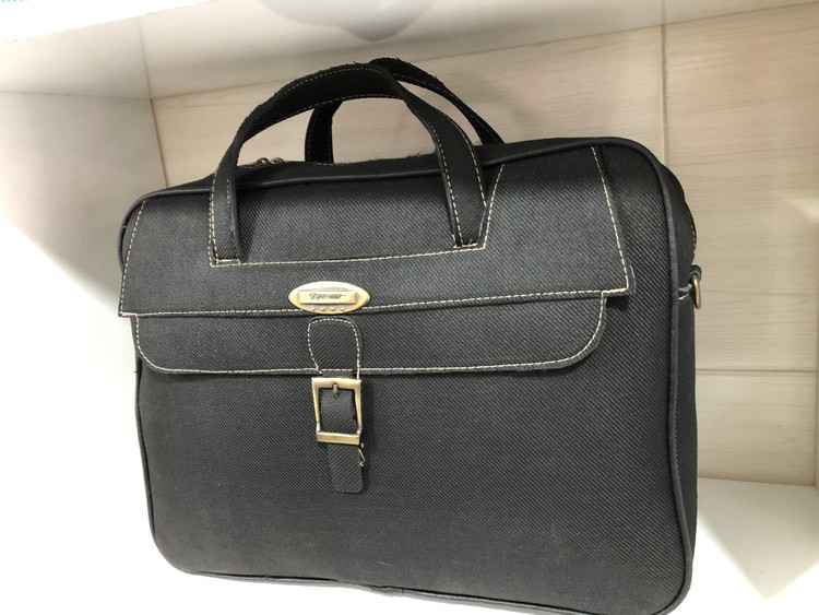 کیف لبتاپی کیف دانشجویی